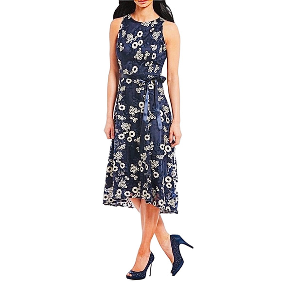 Tahari Arthur S Levine Dresses & Skirts - TAHARI Embroidered Lace Tea Length Cocktail Dress